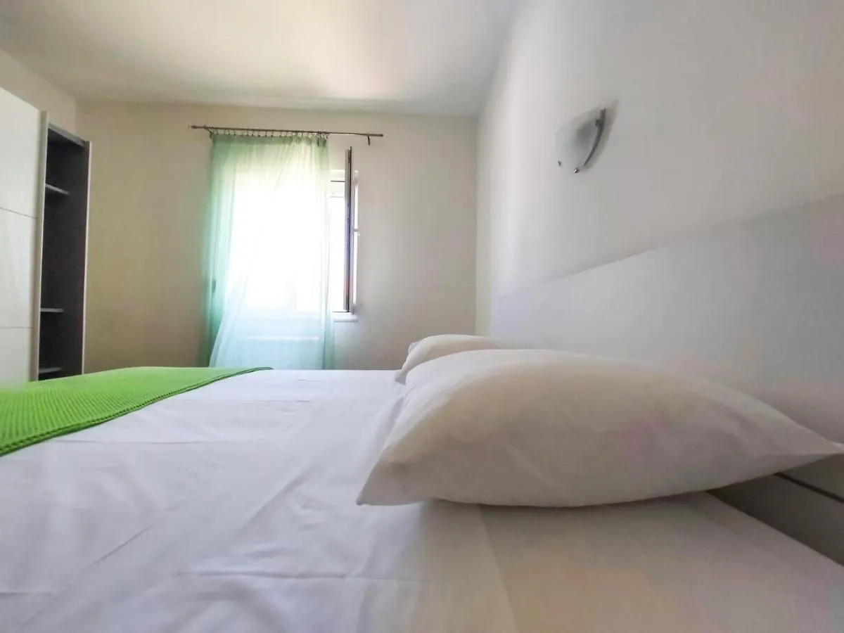 Apartman Ena, Biograd Na Moru Apartment